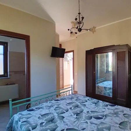 Casa Vacanza B&B P&G بيت خشبي Laino Castello