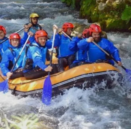 אכסניה Casa P&g Laino Castello