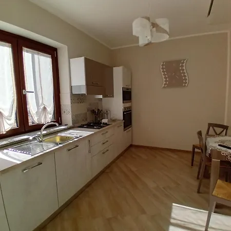 Casa Vacanza B&B P&G بيت خشبي