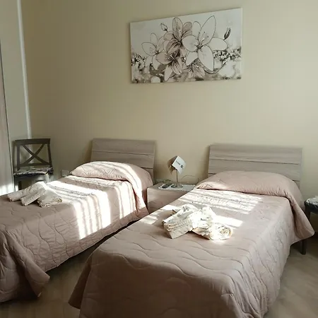 Casa Vacanza B&B P&G بيت خشبي