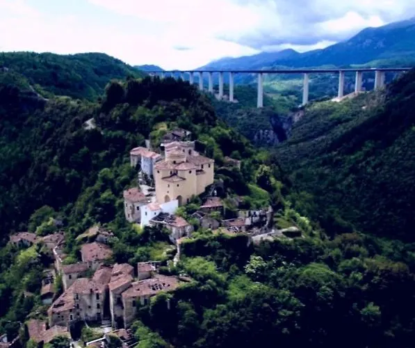 Casa P&g Laino Castello