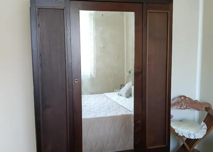 Alojamento de Turismo Selvagem Casa P&g Laino Castello